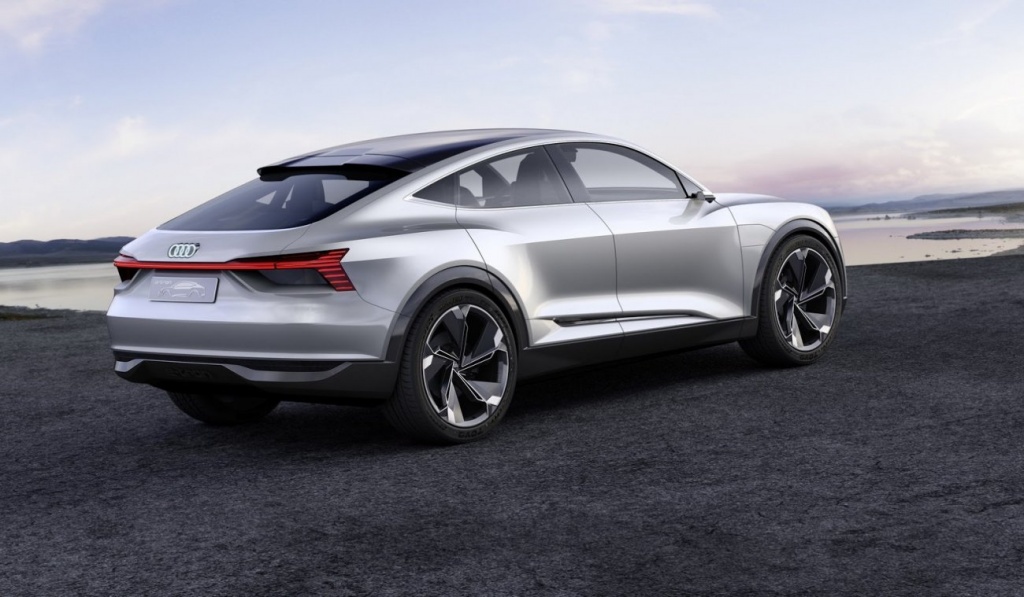 Audi E-Tron Sportback Concept 