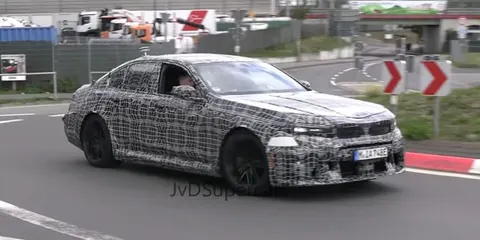 BMW M5 2028 року: прототип помітили на Нюрбургринзі з новою оптикою