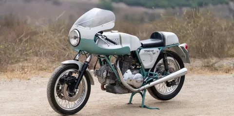 Раритетний Ducati 750 SS 1974 року продали за $190 400