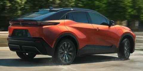 Toyota C-HR+: 10 000 електрокросоверів відкликають через баг рекуперації