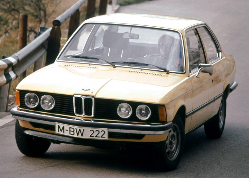 bmw_320i_coupe_E21.jpg bmw_320i_coupe_E21.jpg