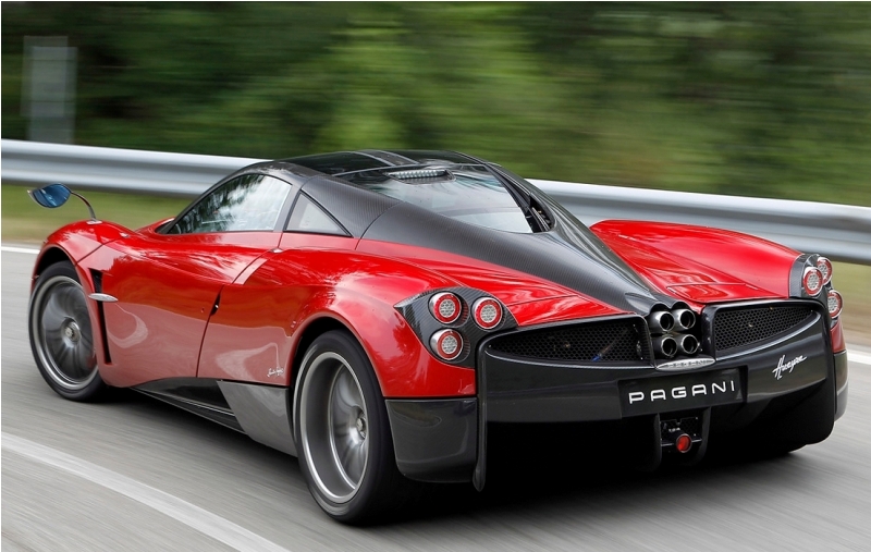 Pagani_Huayra_2.jpg Pagani_Huayra_2.jpg