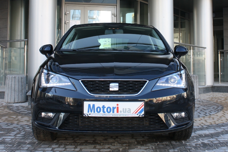 Seat_Ibiza_SC_10.JPG