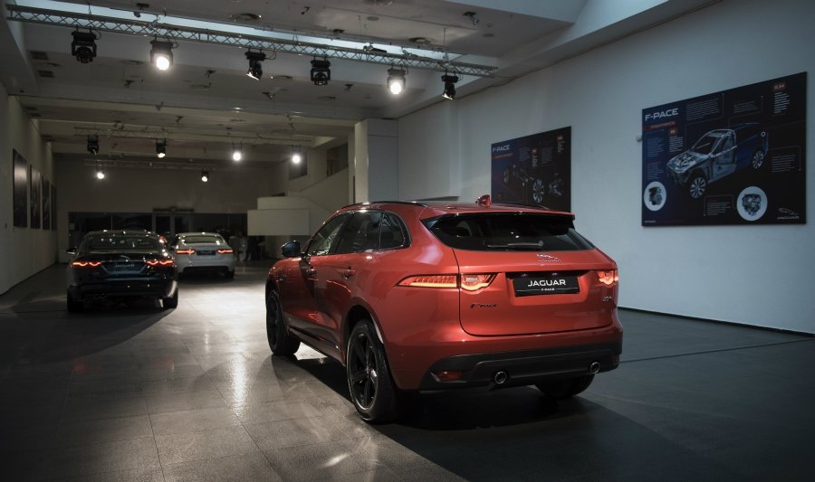 Jaguar F-Pace