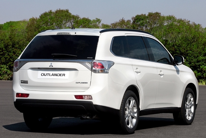 mitsubishi_outlander_06.jpg mitsubishi_outlander_06.jpg