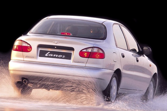 daewoo_lanos_16.jpg