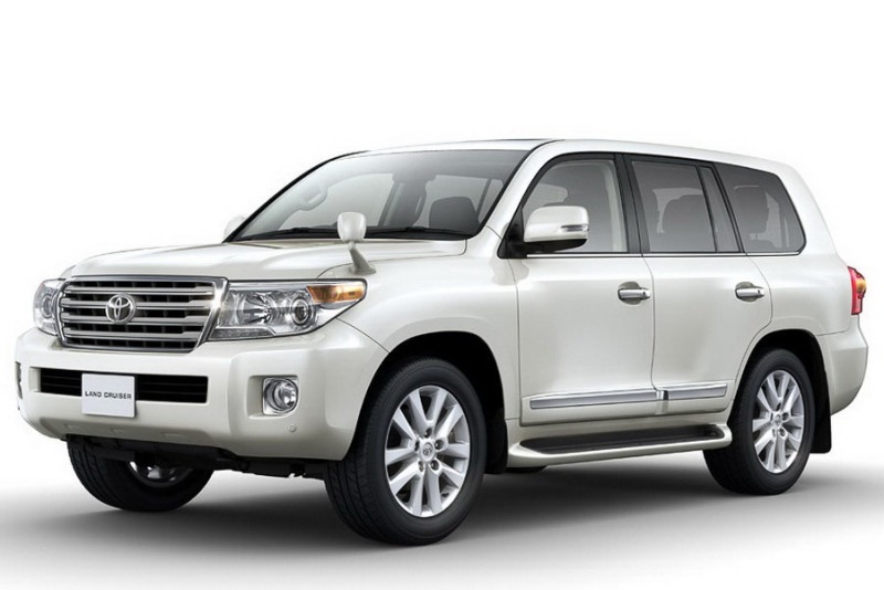 2012-Land-Cruiser-200_7.jpg