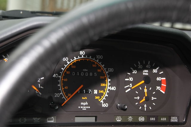 1992-Mercedes-Benz-500E-4_thumb1.jpg 1992-Mercedes-Benz-500E-4_thumb1.jpg
