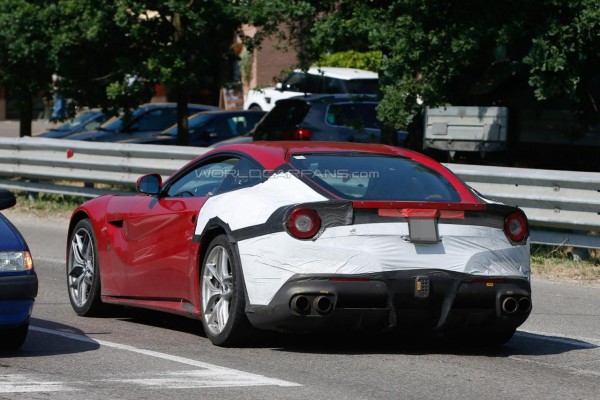 Ferrari F12 М Ferrari F12 М