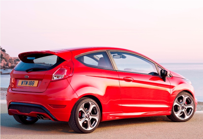 ford_fiesta_st05.jpg