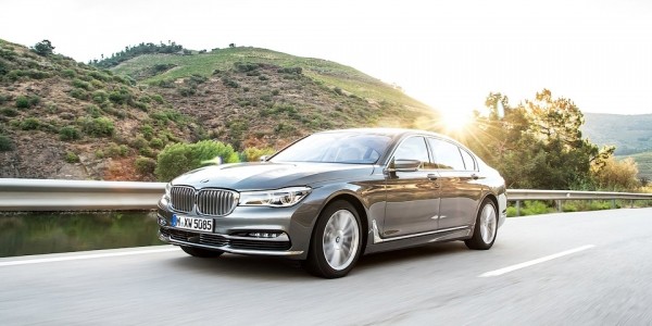 BMW 7-Series 