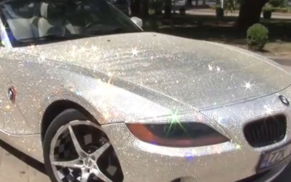 BMW с кристаллами 