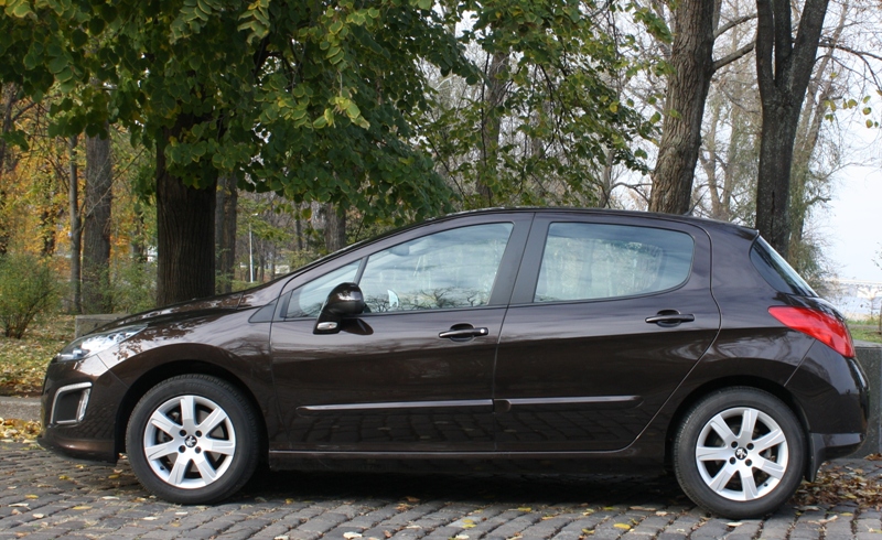 Peugeot_308_Auto_16.JPG