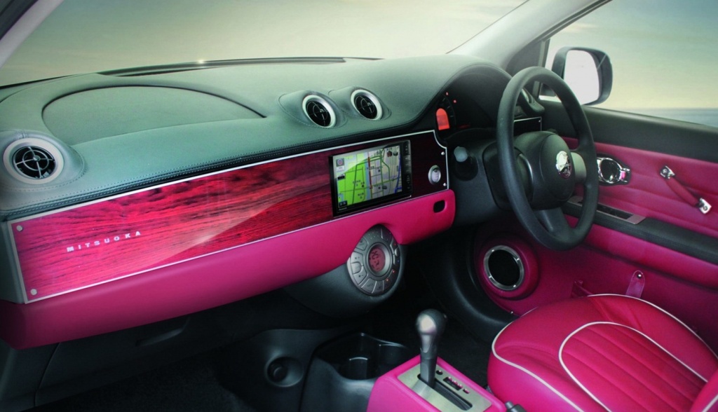 Mitsuoka-Viewt_03.jpg Mitsuoka-Viewt_03.jpg