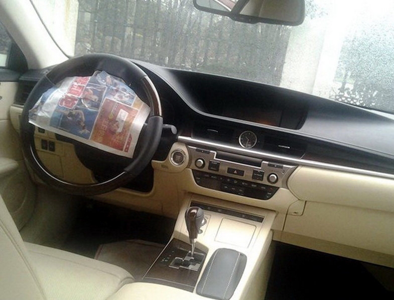 2013-Lexus-ES_3.jpg