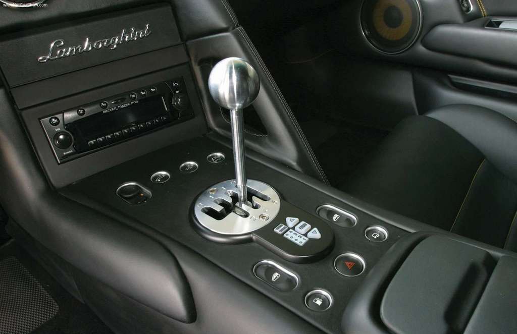 Lamborghini-to-kill-manual-transmissions-image.jpg