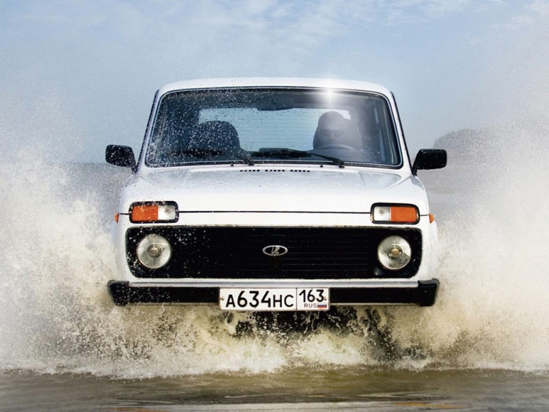 lada_4x4.jpg lada_4x4.jpg