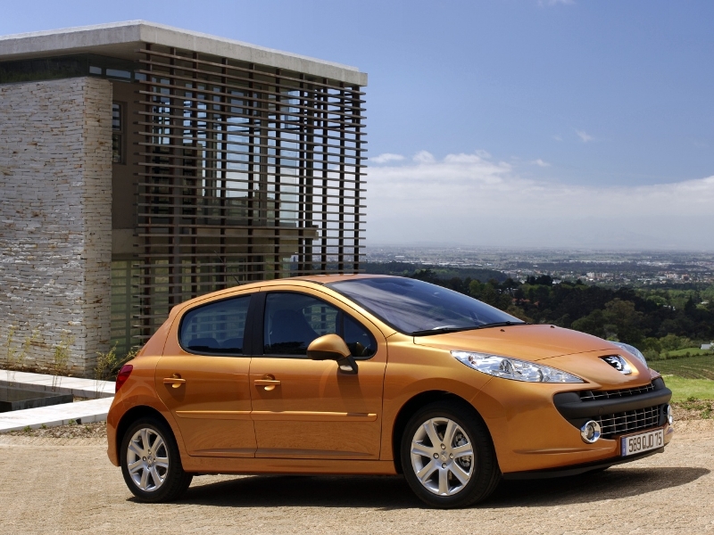 peugeot_207_5-door_14.jpg