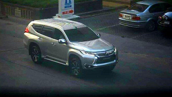 Mitsubishi Pajero Sport Mitsubishi Pajero Sport