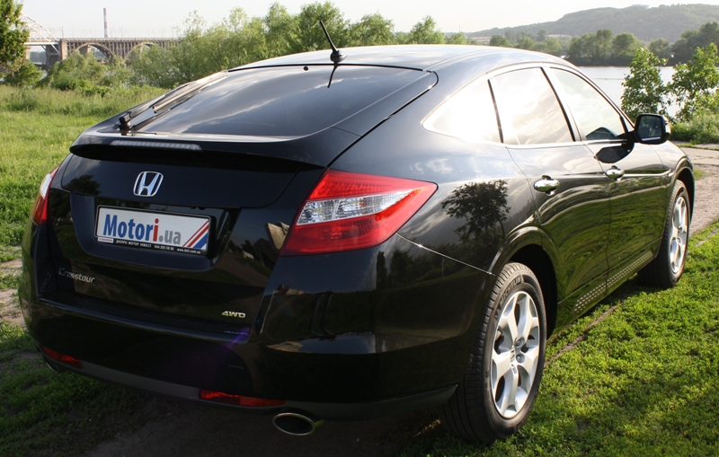 Honda_Crosstour_Test_15.JPG