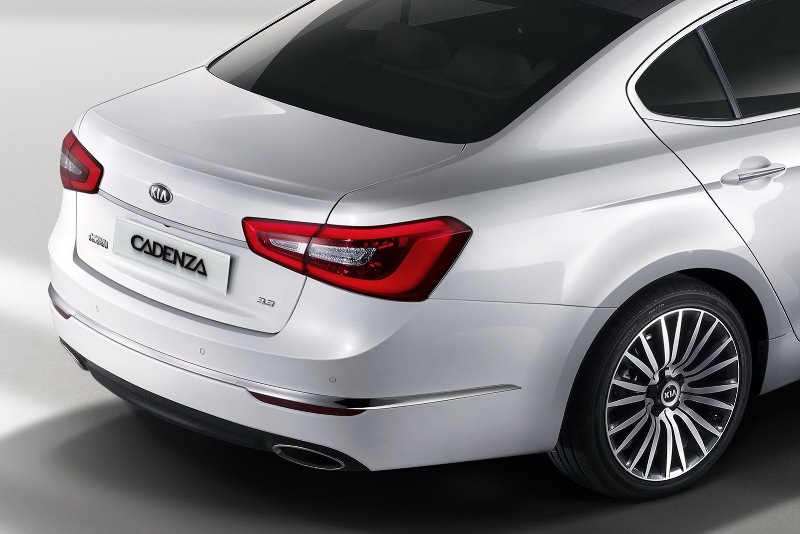 Kia-Cadenza_4.jpg