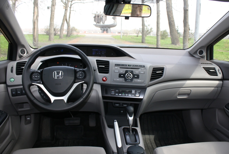 Honda_Civic_Sedan_20.JPG