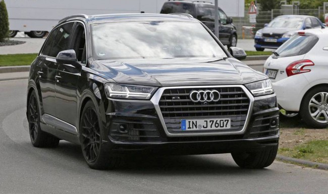 Audi Q7 