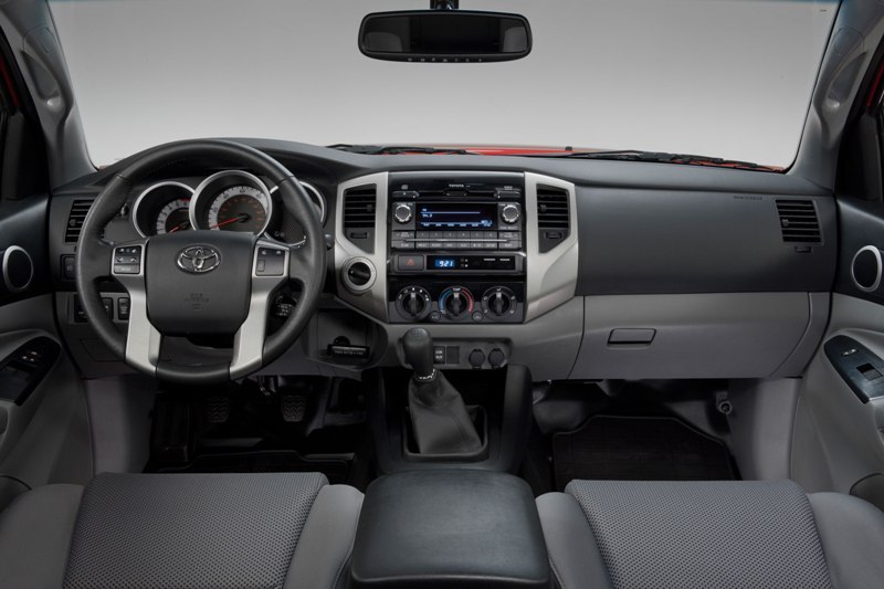 2012_Toyota_Tacoma_Baja_034.jpg