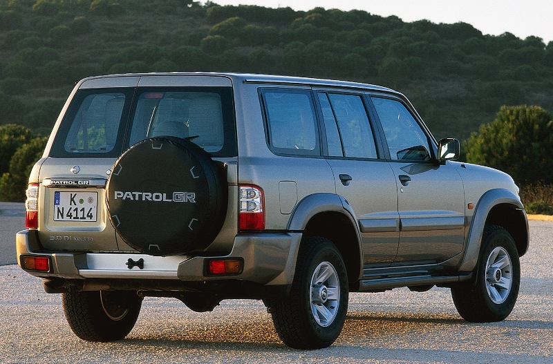 nissan_patrol_18.jpg