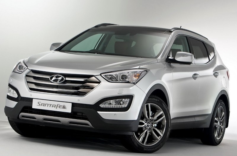 2013-Hyundai-Santa-Fe_2.JPG