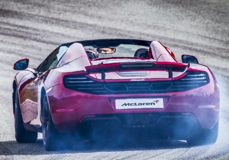 McLaren-MP4-12C-Spider_02.jpg