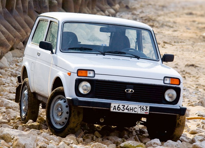 lada_4x4.jpg lada_4x4.jpg