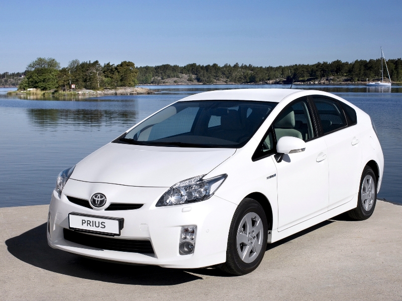 toyota_prius_22.jpg