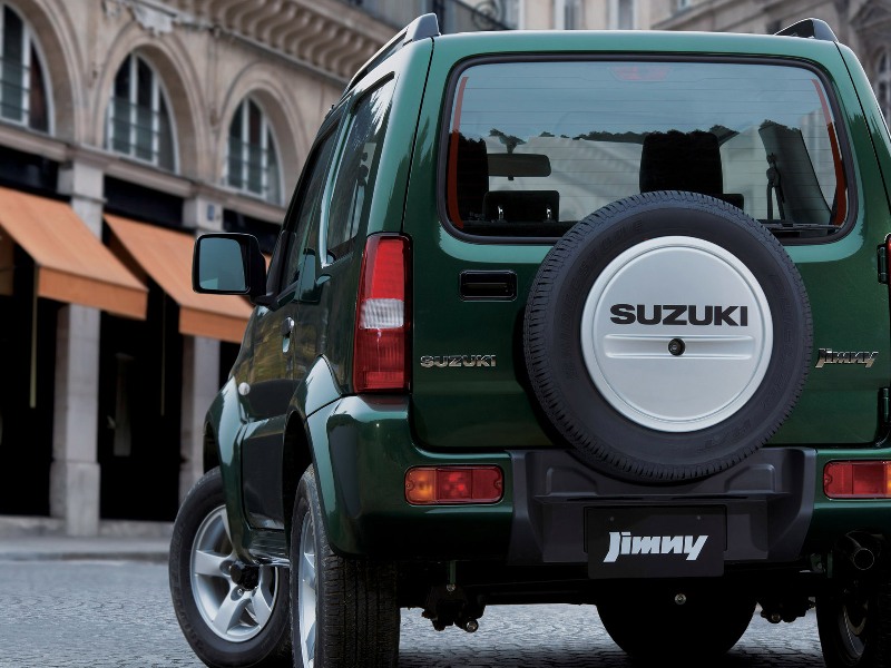 Suzuki_Jimny_15.jpg