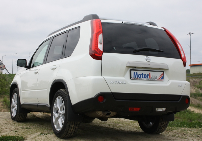 Nissan_X-Trail_07.JPG