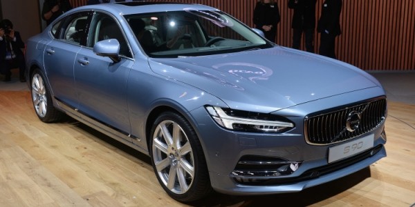 Volvo S90 