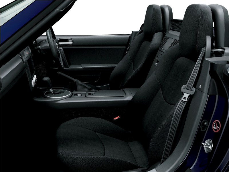 mazda_mx-5_09.jpg mazda_mx-5_09.jpg