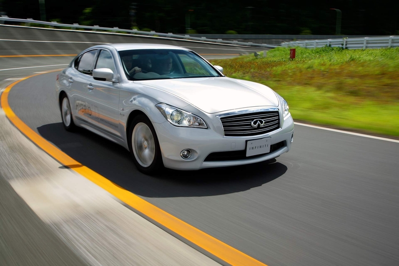 2012-infiniti-m35h-7.jpg 2012-infiniti-m35h-7.jpg