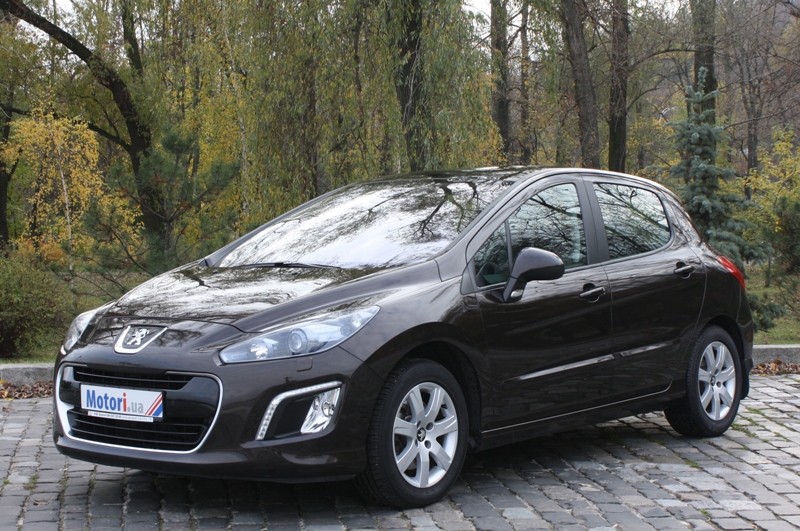 Peugeot_308_Auto_05.JPG