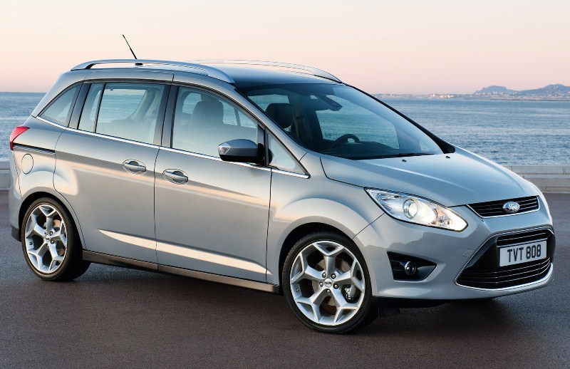 ford_grand_c-max_17.jpg