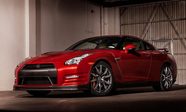 Nissan GT-R 