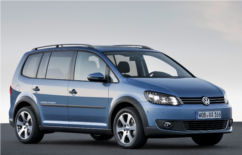 volkswagen_cross_touran.jpg