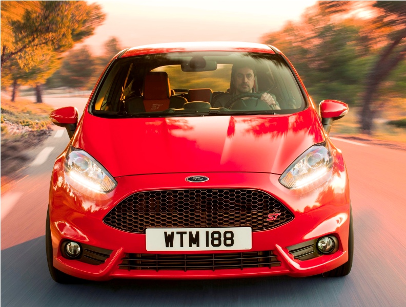 ford_fiesta_st08.jpg