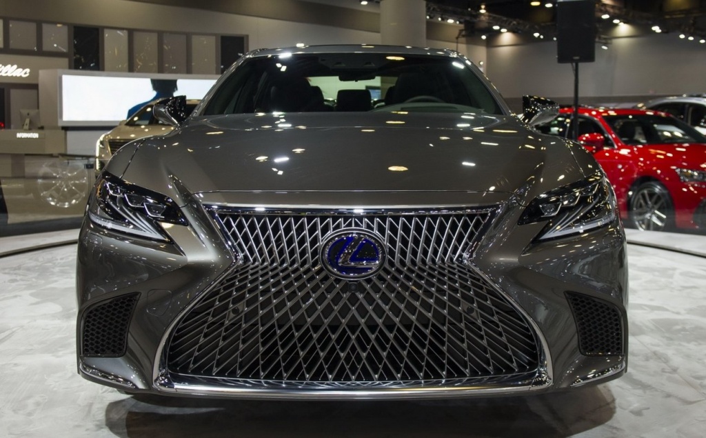 Lexus LS 500h 