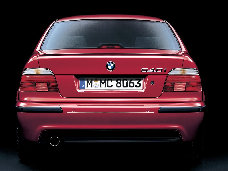 bmw_5_series_20.jpg