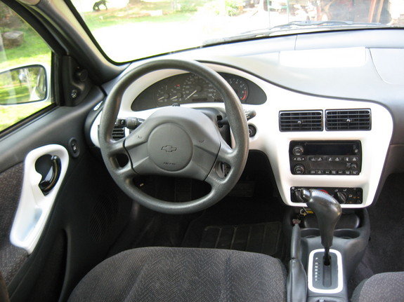 Chevrolet Cavalier (1981−2004)