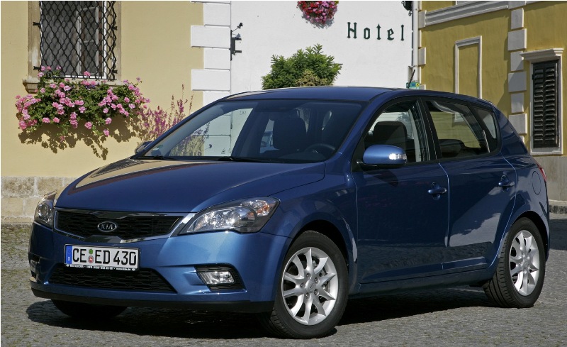 kia_cee'd_191.jpg kia_cee'd_191.jpg