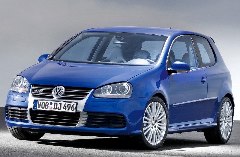 hottest_volkswagen_golf_08.jpg