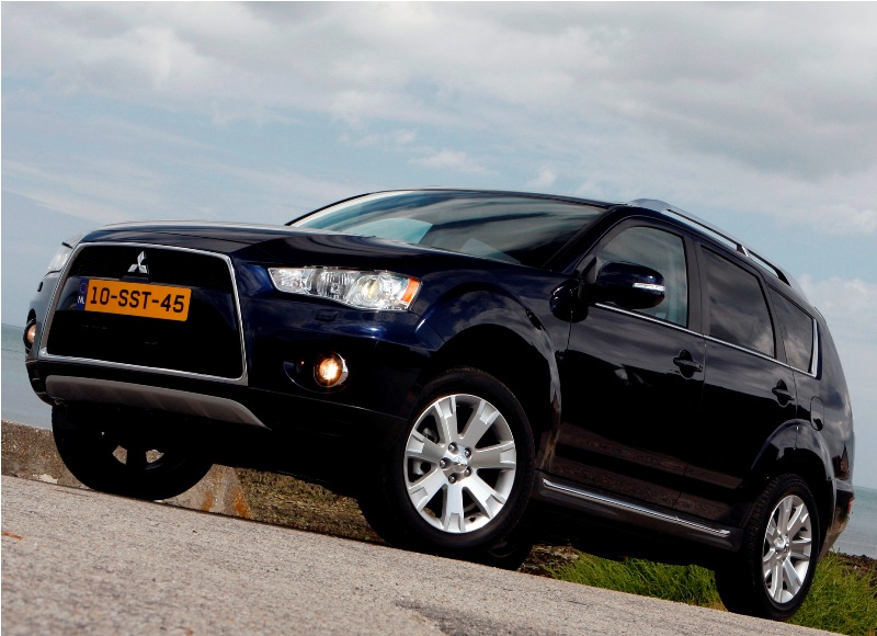 mitsubishi_outlander_01.jpg