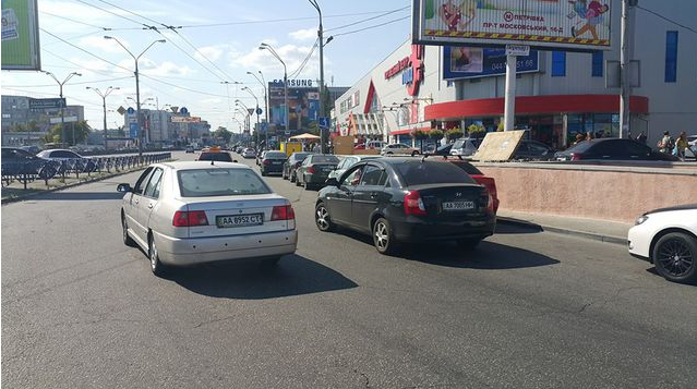 блондинка в авто блондинка в авто